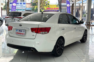 KIA FORTE 1.6AT SX 2011 