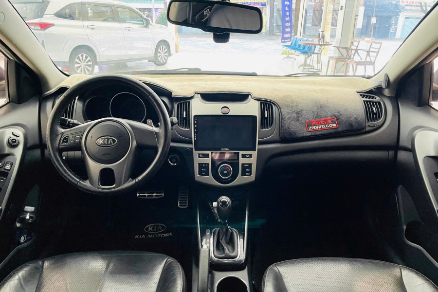 KIA FORTE 1.6AT SX 2011 