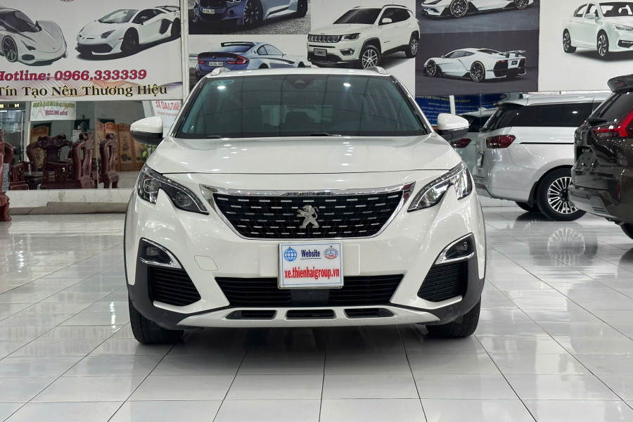 PEUGEOT 5008 1.6AL SX 2018