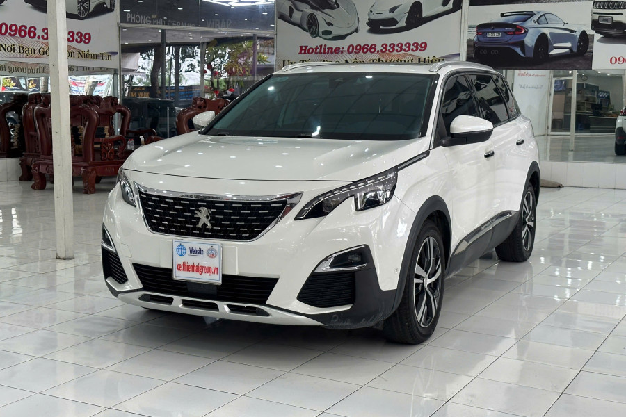 PEUGEOT 5008 1.6AL SX 2018