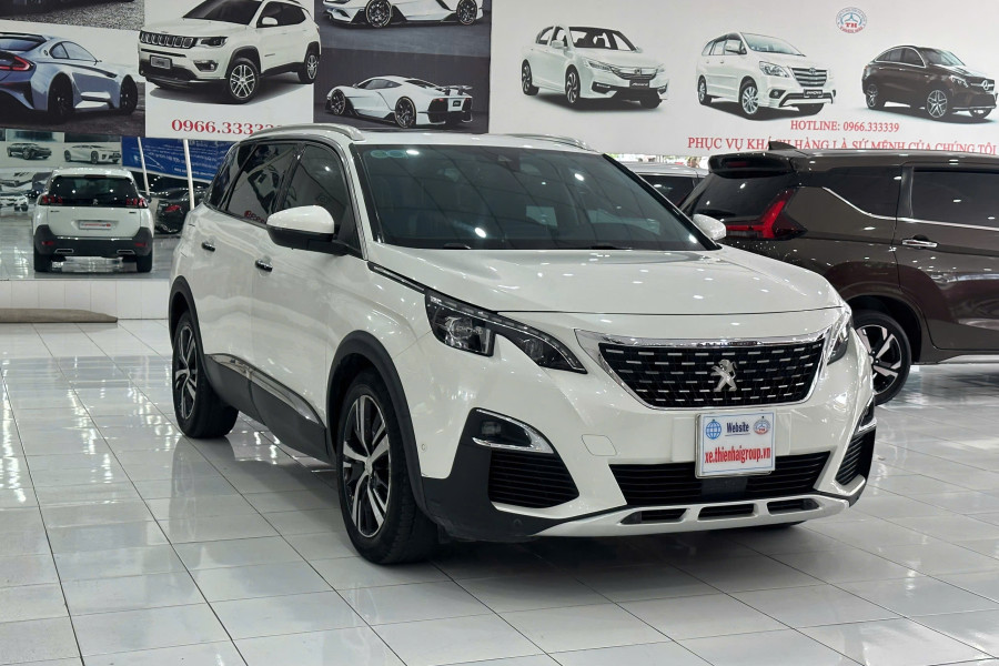 PEUGEOT 5008 1.6AL SX 2018