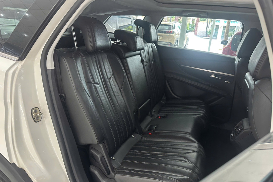 PEUGEOT 5008 1.6AL SX 2018