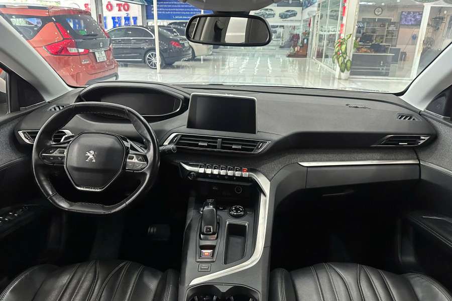 PEUGEOT 5008 1.6AL SX 2018