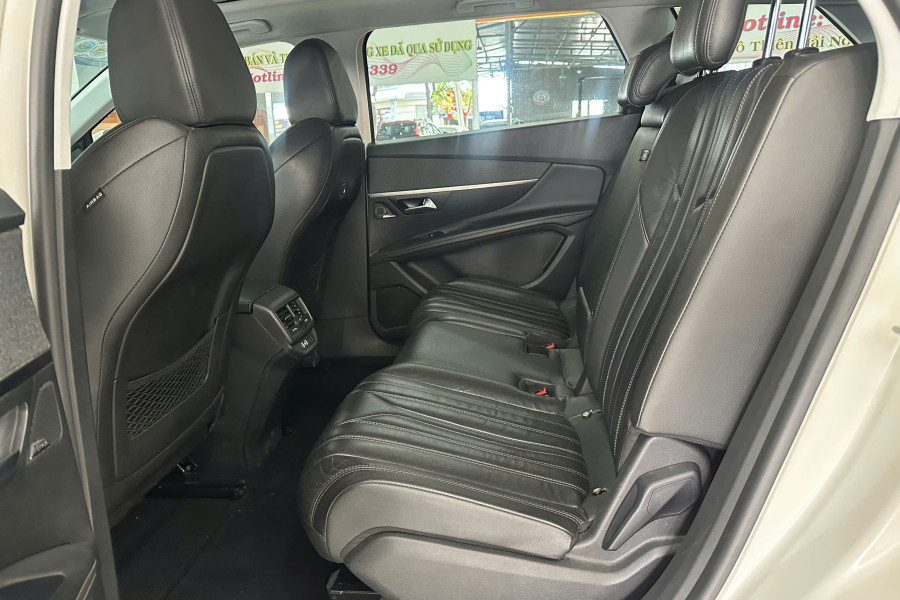 PEUGEOT 5008 1.6AL SX 2018