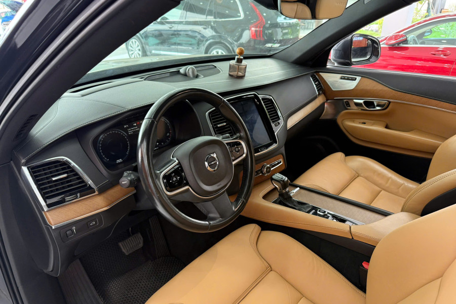 VOLVO XC-90 T6 AWD INSCRIPTION SX 2018 ĐKI 2019 NHẬP THUỴ ĐIỂN