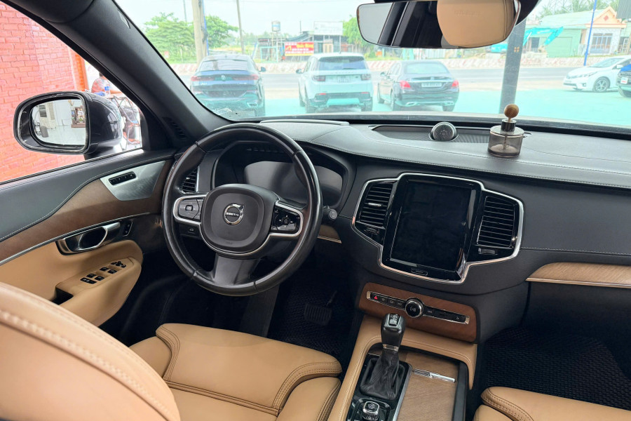 VOLVO XC-90 T6 AWD INSCRIPTION SX 2018 ĐKI 2019 NHẬP THUỴ ĐIỂN