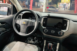 CHEVROLET COLORADO 2.5LT 4X4 MT SX 2017