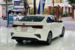 KIA CERATO 2.0 PREMIUM SX 2020