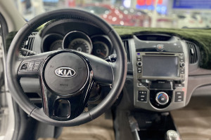  KIA Forte 1.6MT 2013  bs12977