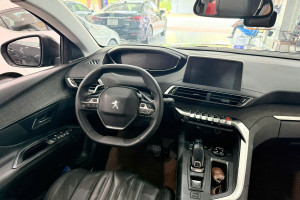 PEUGEOT 5008 1.6AL SX 2018