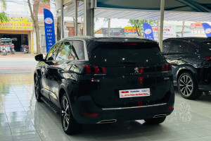 PEUGEOT 5008 1.6AL SX 2018