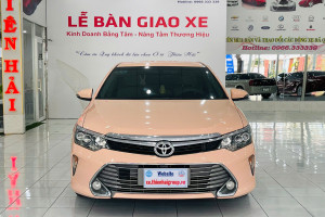 TOYOTA CAMRY 2.0E SX 2018 HỒNG NT KEM.