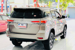 TOYOTA FORTUNER 2.4L 4x2AT SX 2022 