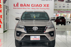 TOYOTA FORTUNER 2.4L 4x2AT SX 2022 