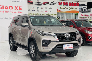 TOYOTA FORTUNER 2.4L 4x2AT SX 2022 