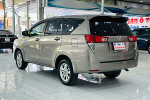 TOYOTA INNOVA 2.0E MT SX 2019