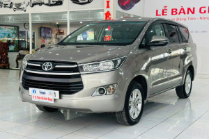 TOYOTA INNOVA 2.0E MT SX 2019