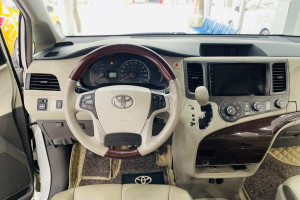 TOYOTA SIENNA 2.7L SẢN XUẤT 2010 NHẬP MỸ