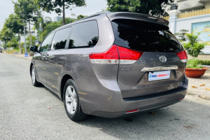 TOYOTA SIENNA 3.5 LE SX 2010 MS74899