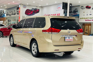  TOYOTA SIENNA 2.7L SX 2010 NHẬP MỸ