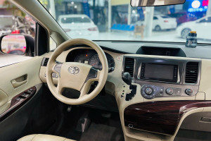  TOYOTA SIENNA 2.7L SX 2010 NHẬP MỸ