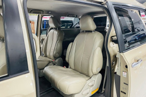  TOYOTA SIENNA 2.7L SX 2010 NHẬP MỸ