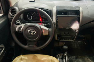 TOYOTA WIGO 1.2AT SX 2020 MODEL 2021