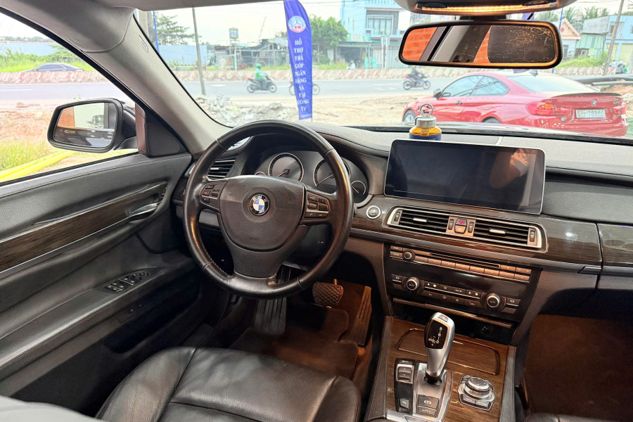 BMW 730LI SX 2011 DKI 2012 NHẬP ĐỨC 1 CHỦ TỪ MỚI