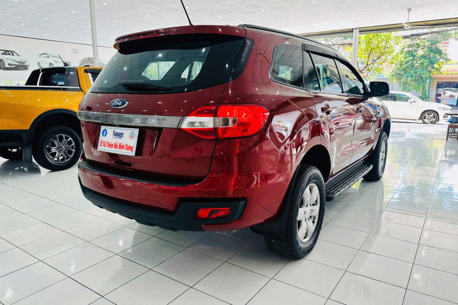FORD EVEREST 2.0L 4X2MT SX 2019 NHẬP KHẨU THÁI LAN 
