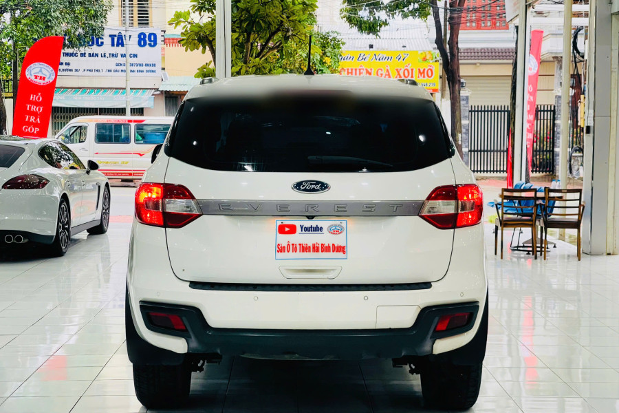 FORD EVEREST 4x2AT sản xuất 2019