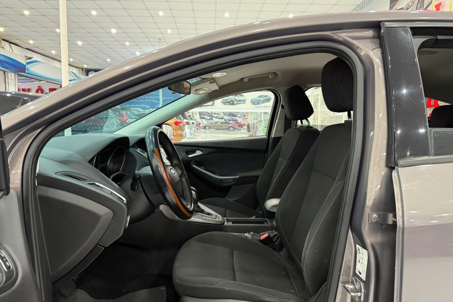 FORD FOCUS 1.5AT SX 2016 DKI 2017 1 CHỦ TỪ MỚI  