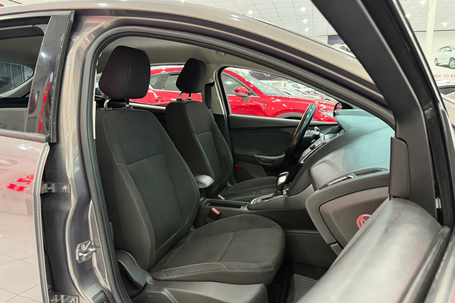 FORD FOCUS 1.5AT SX 2016 DKI 2017 1 CHỦ TỪ MỚI  
