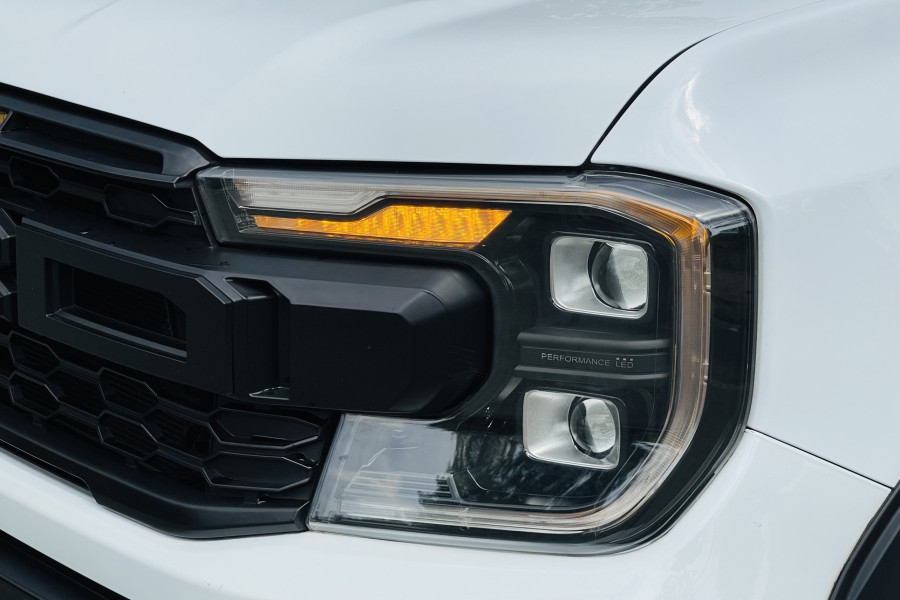 FORD RANGER XLS 2.0L 4x2 AT Sx 2022 Model 2023