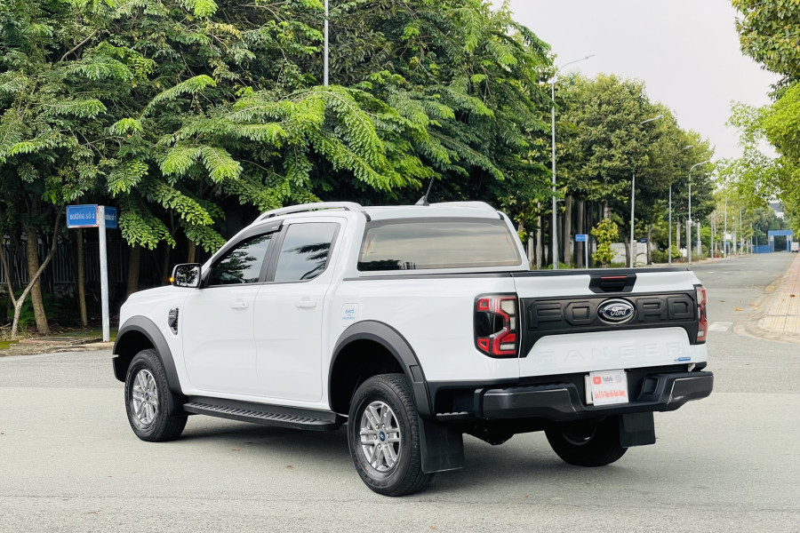 FORD RANGER XLS 2.0L 4x2 AT Sx 2022 Model 2023