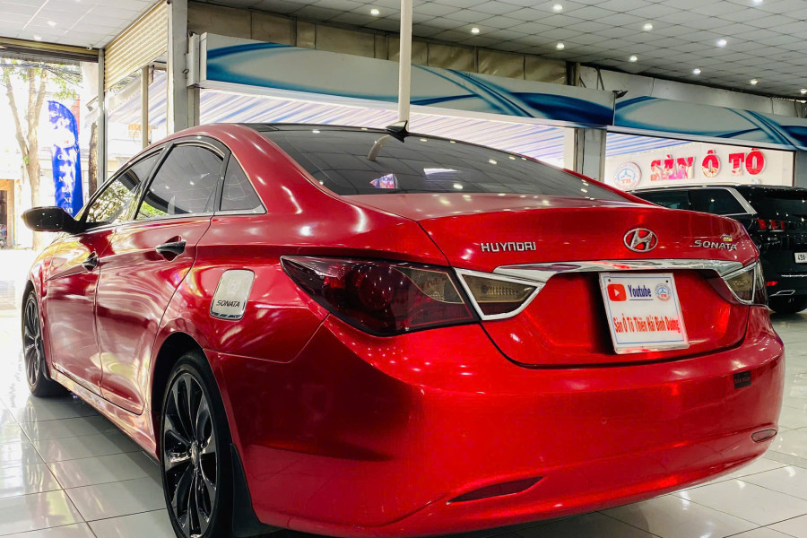 HYUNDAI SONATA - 2.0L - Sản xuất 2010