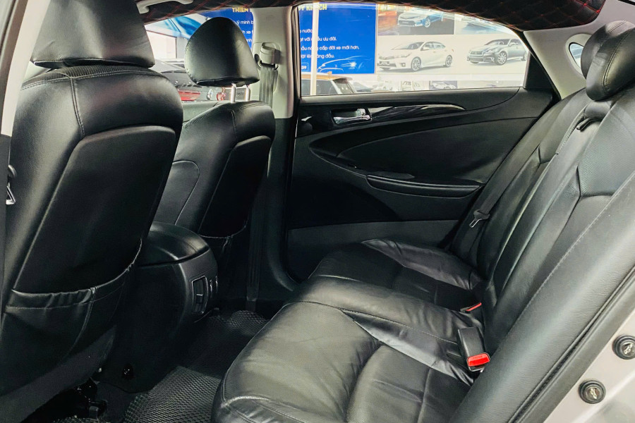 HYUNDAI SONATA - 2.0L - Sản xuất 2010