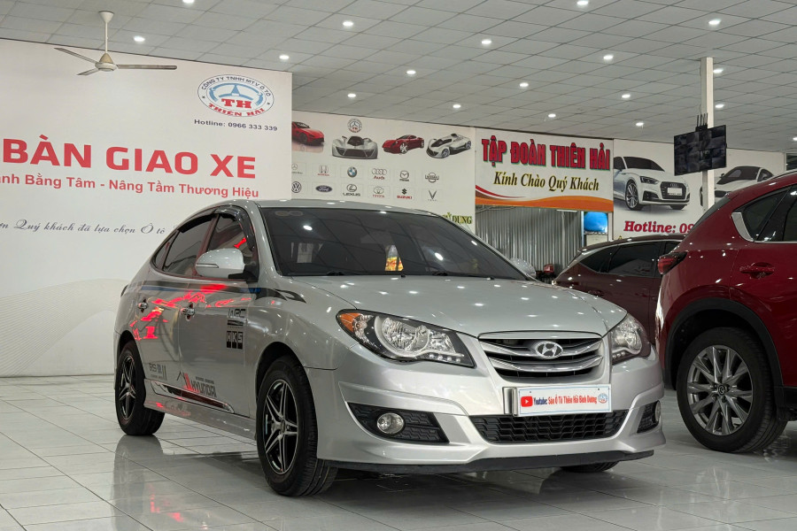 HYUNDAI AVANTE 1.6MT SX 2014