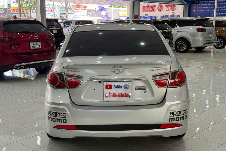 HYUNDAI AVANTE 1.6MT SX 2014