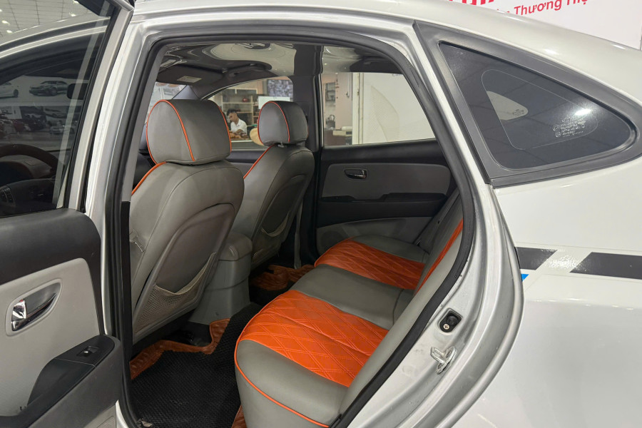 HYUNDAI AVANTE 1.6MT SX 2014