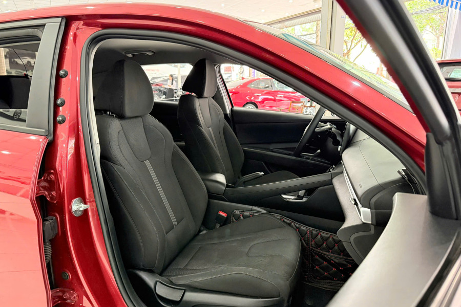 HYUNDAI ELANTRA 1.6AT SX 2022 MODEL 2023