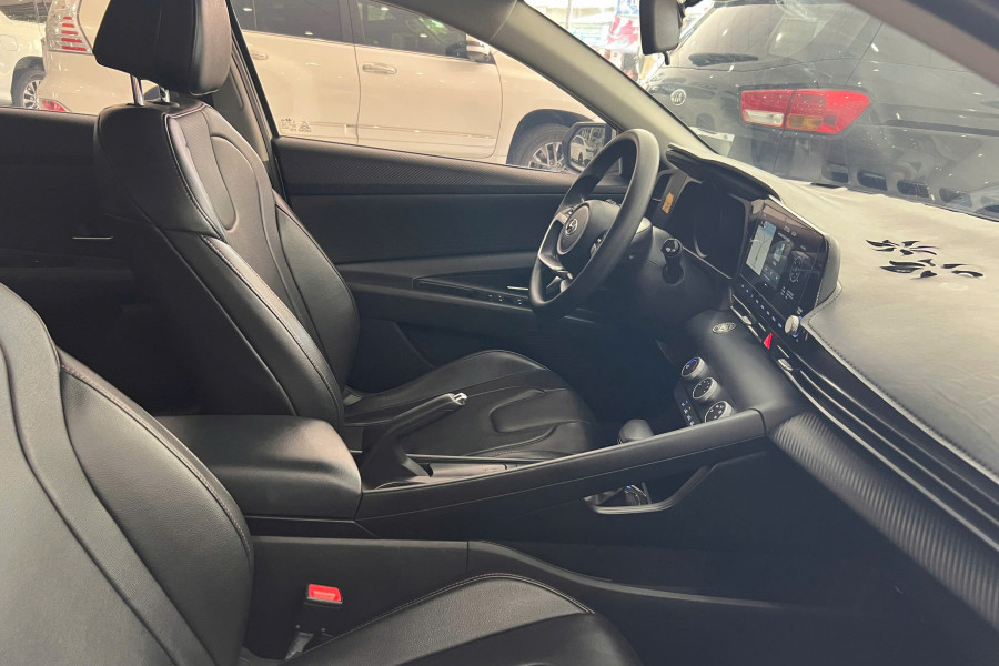 HYUNDAI ELANTRA 1.6AT SX 2023