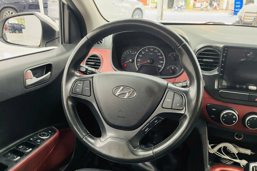 HYUNDAI I10 1.2MT HATCHBACK BẢN FULL SX 2018