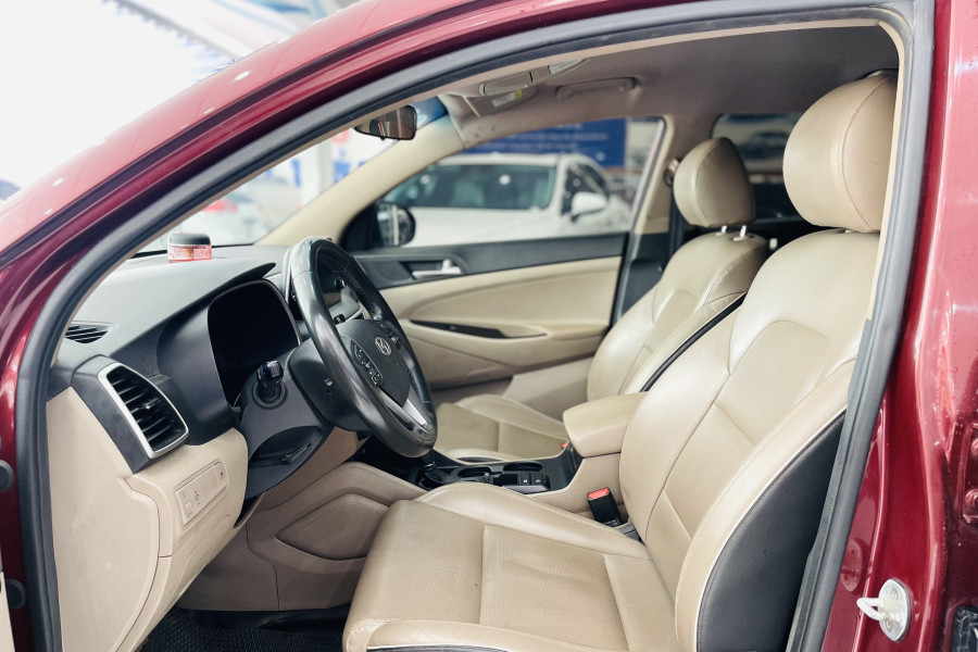 HYUNDAI TUCSON 2.0 AT SẢN XUẤT 2019 