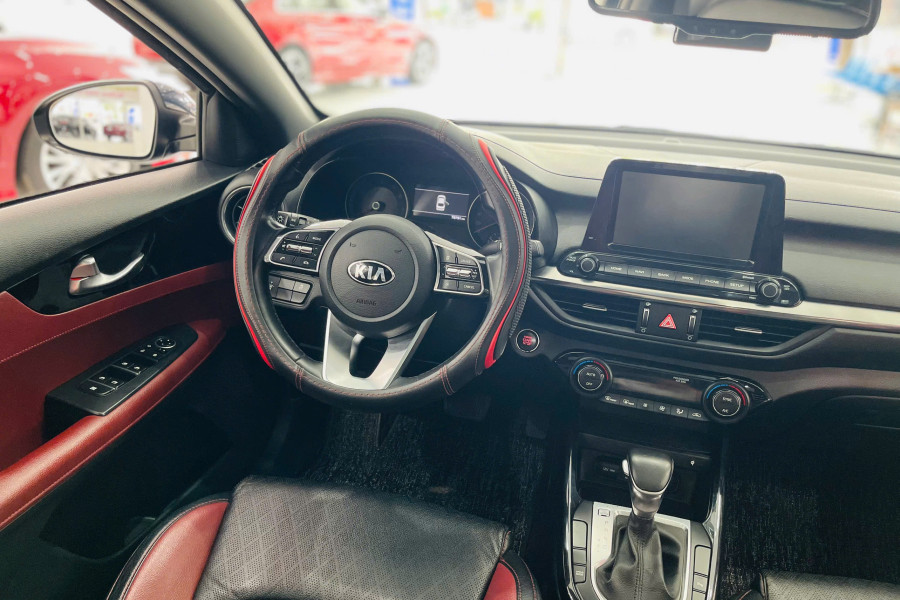 KIA CERATO 2.0 PREMIUM SX 2019