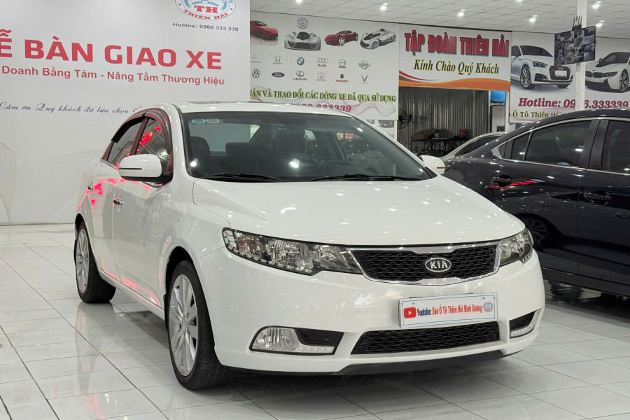 KIA FORTE 1.6AT SX 2013