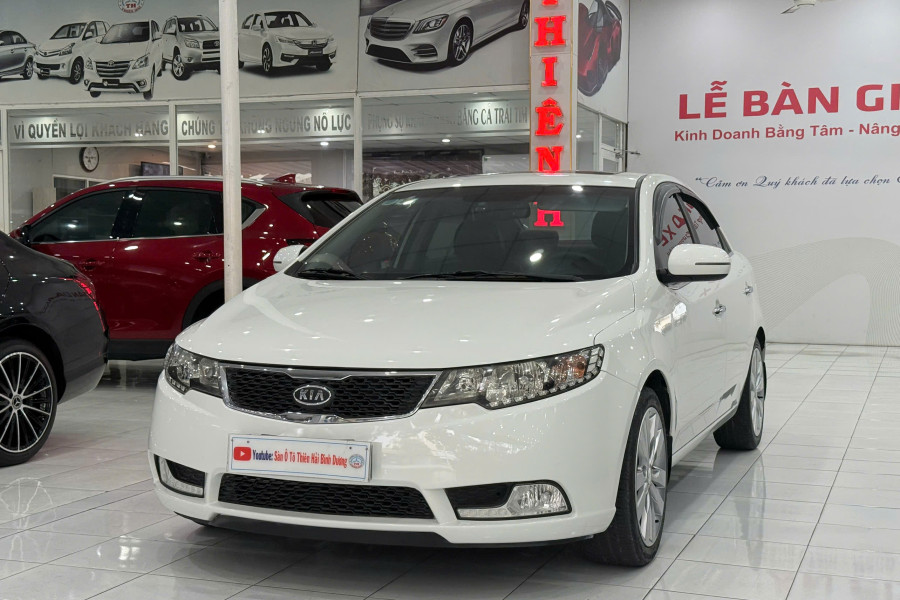 KIA FORTE 1.6AT SX 2013