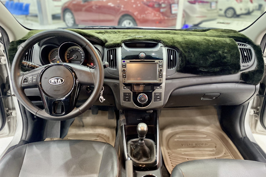  KIA Forte 1.6MT 2013  bs12977