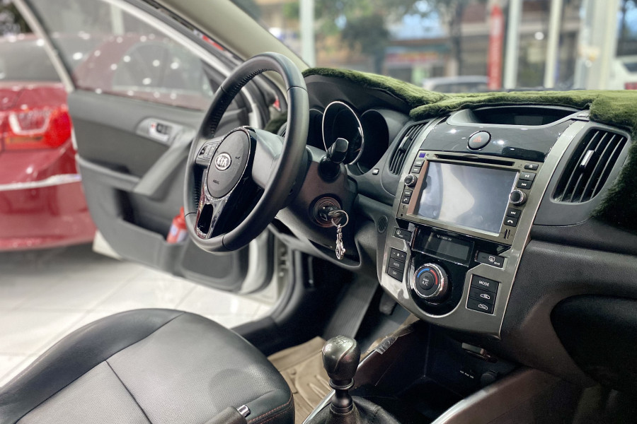  KIA Forte 1.6MT 2013  bs12977