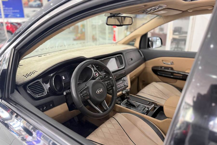 KIA SEDONA 2.2L DATH FULL DẦU SX 2018 