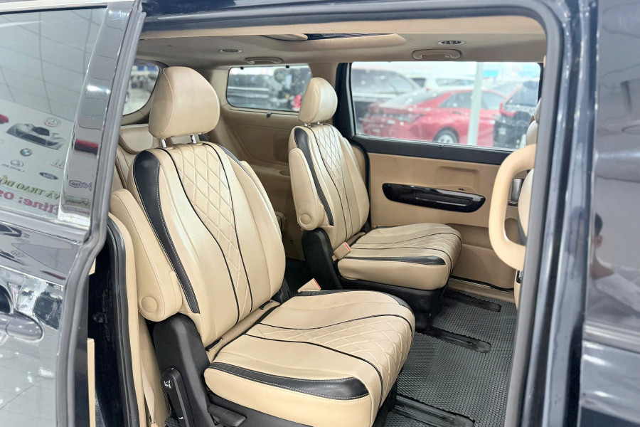 KIA SEDONA 2.2L DATH FULL DẦU SX 2018 